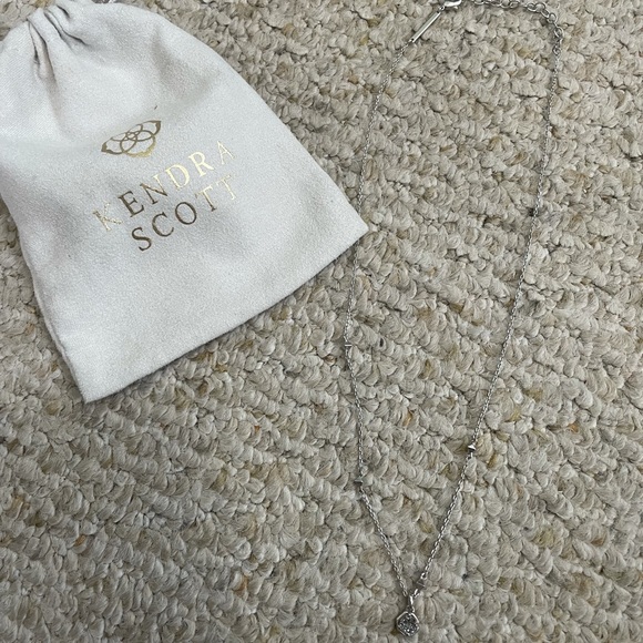 Kendra Scott Nola Silver Pendant Necklace - Picture 5 of 10